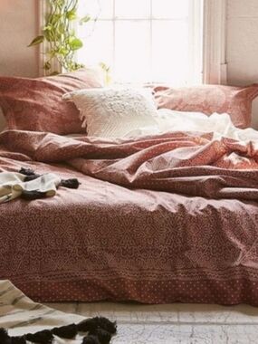 ♡ ️mauve retired urban outfitters bohemian duvet cover ♡